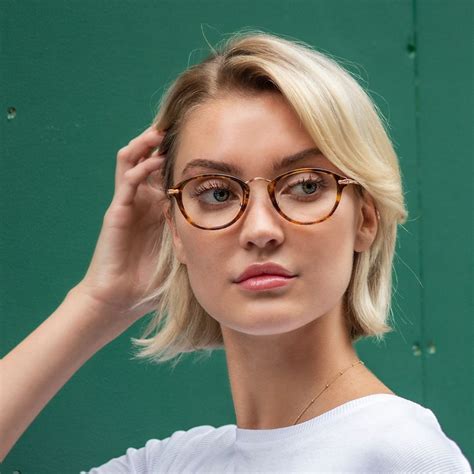 cat eye sunglasses for oval face|eyeglasses for oval face female.